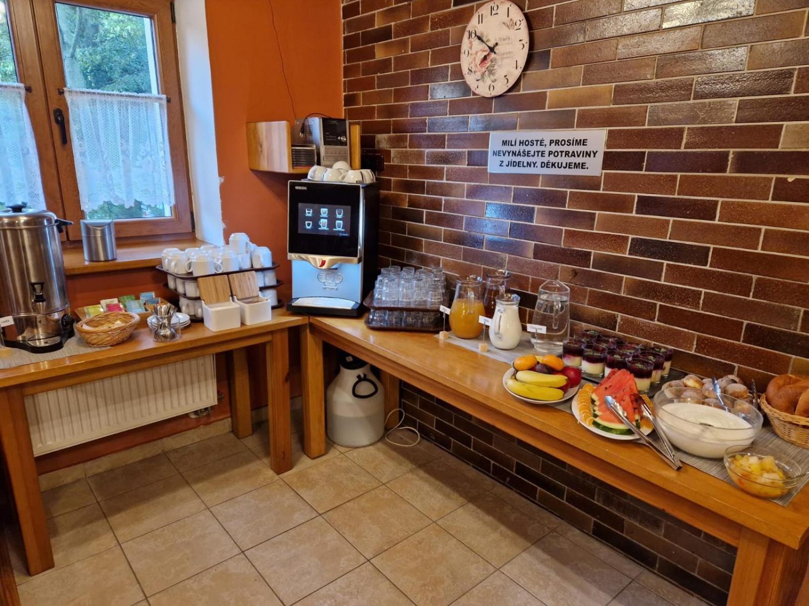 Horsky Hotel Snezenka Hynčice pod Sušinou Bagian luar foto